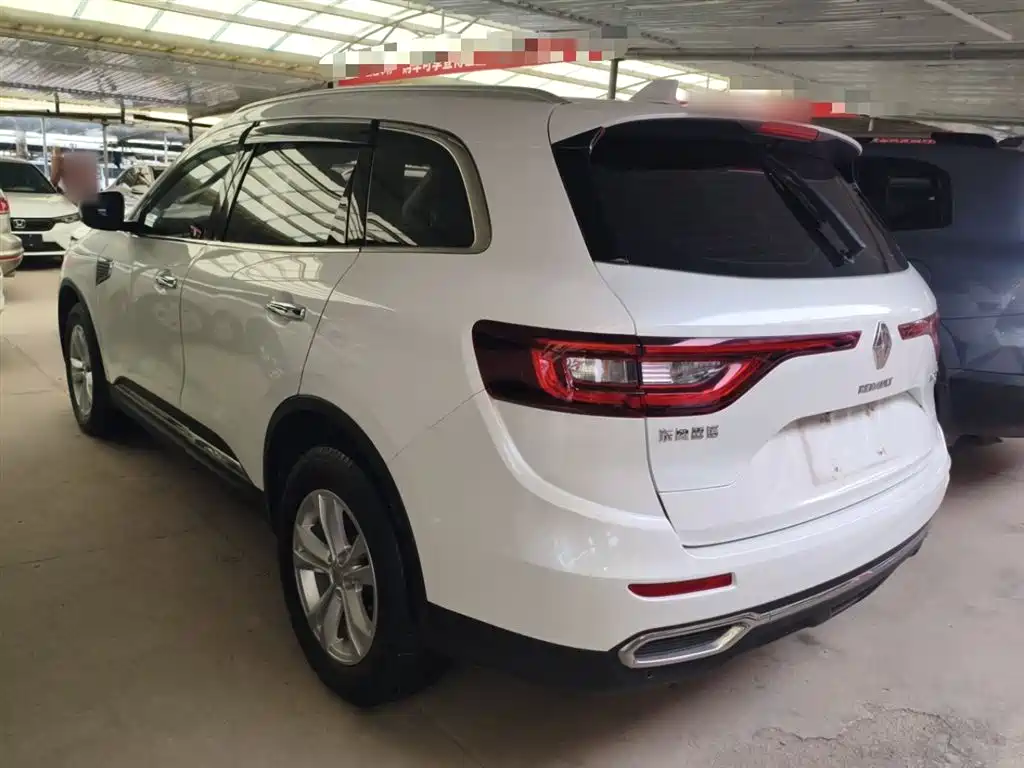 Koleos 2.0 L 2 WD Leading