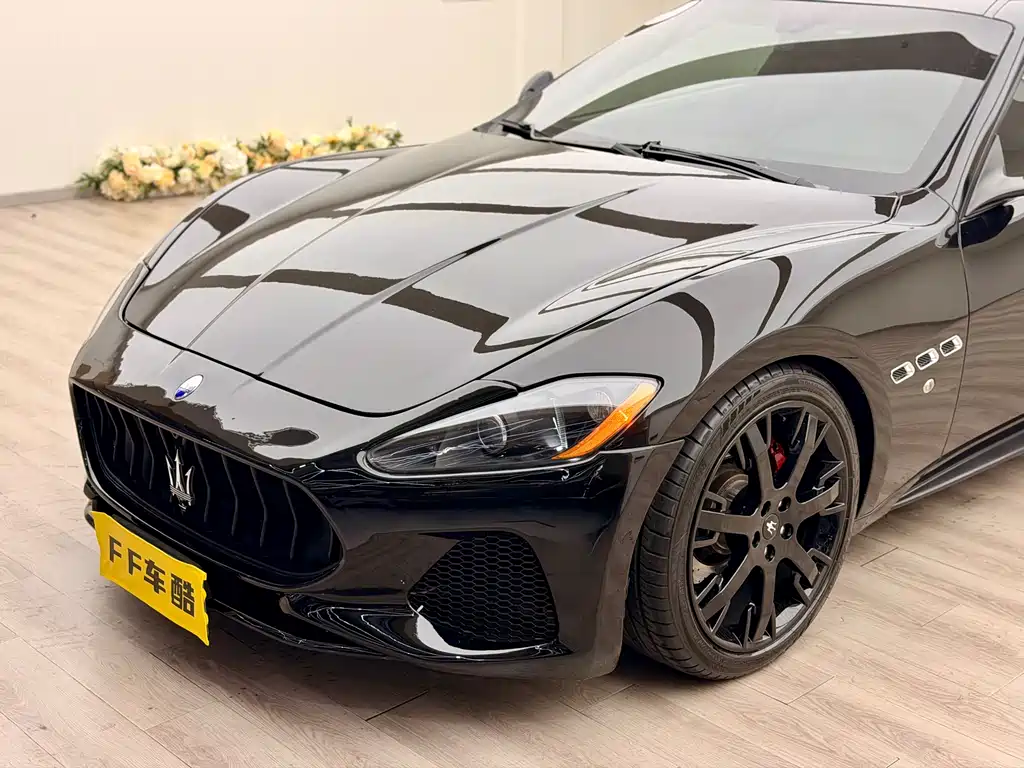 GranTurismo 4.7 L Sport F1