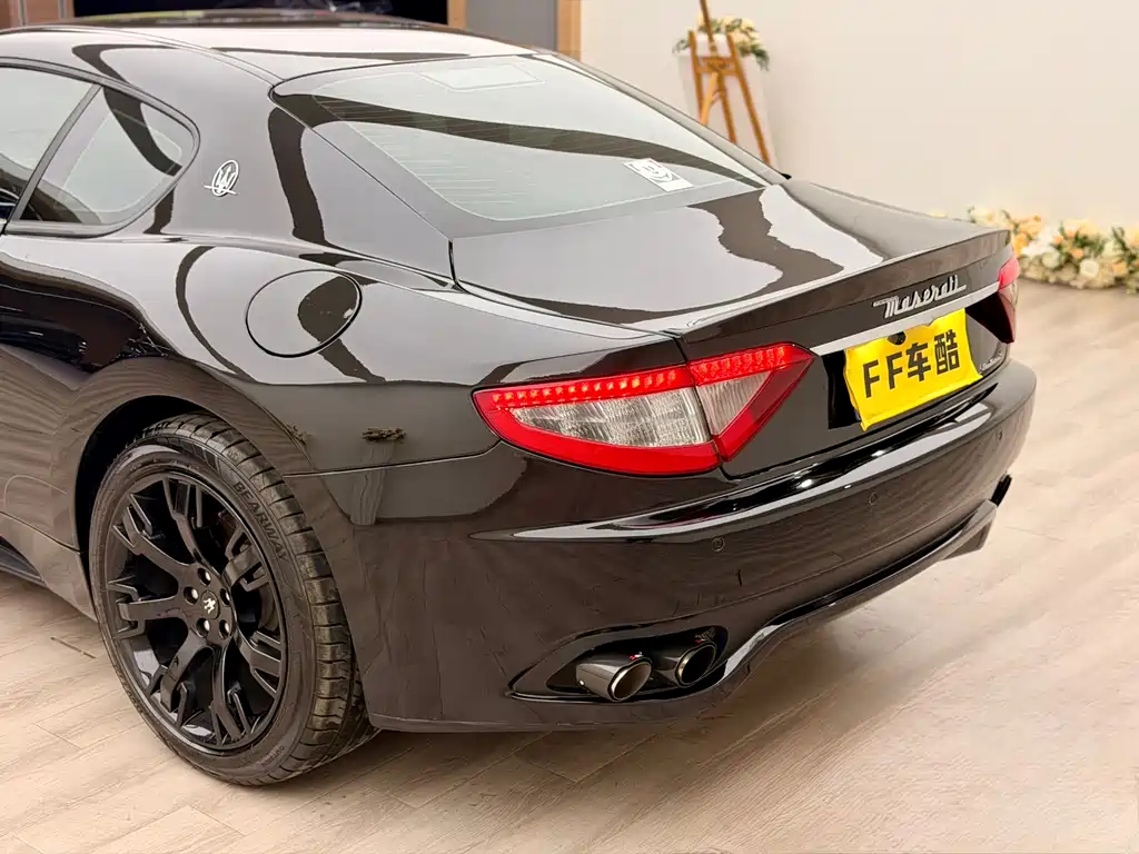 GranTurismo 4.7 L Sport F1