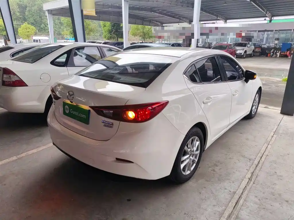 Mazda 3 Axela Sedan 1.5 L Auto Comfort