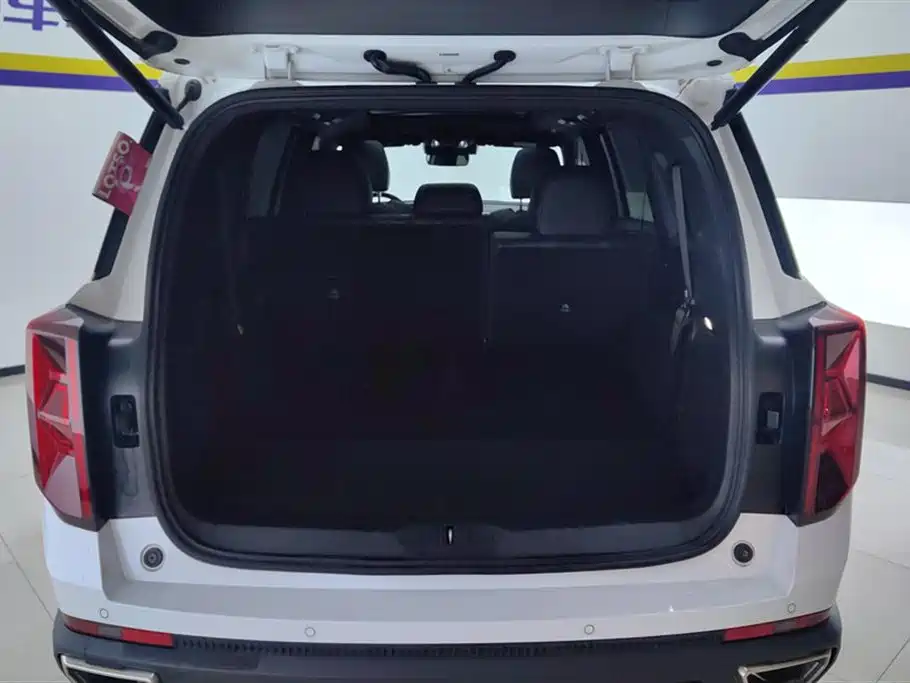 GAC Trumpchi GS8 Navigator Series 2.0 TGDI 2 WD Luxury Connected 7-seat