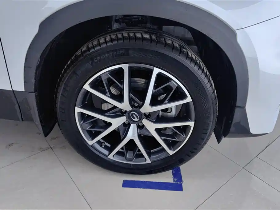 GAC Trumpchi GS8 Navigator Series 2.0 TGDI 2 WD Luxury Connected 7-seat