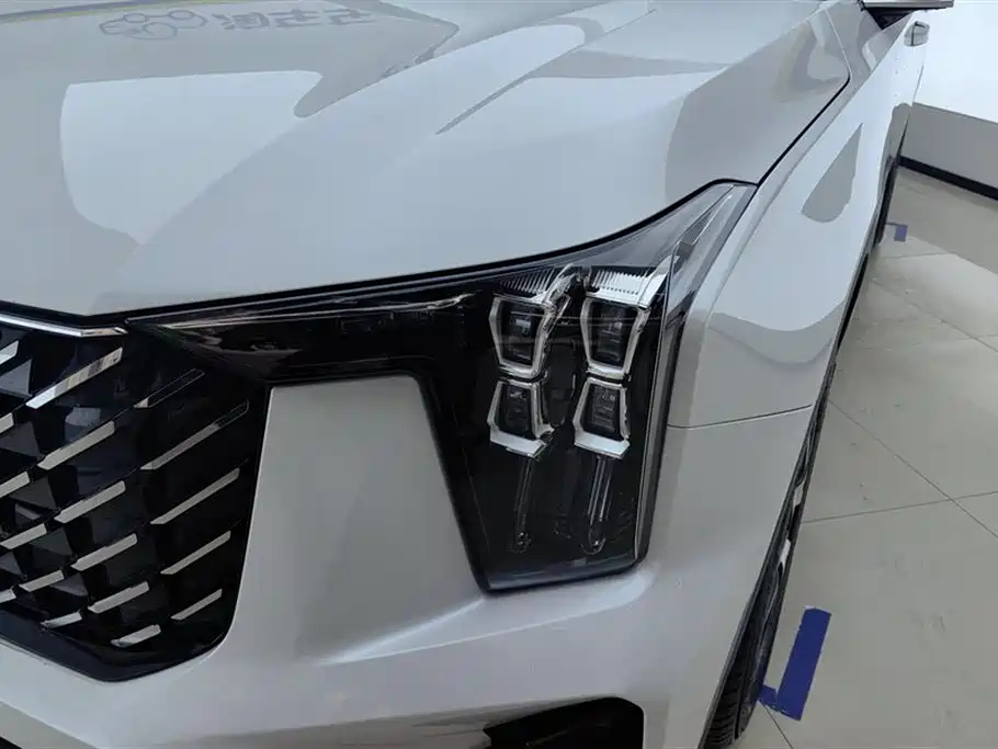 GAC Trumpchi GS8 Navigator Series 2.0 TGDI 2 WD Luxury Connected 7-seat