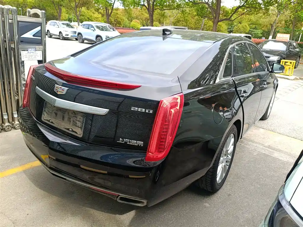 Cadillac XTS 28 T Tech