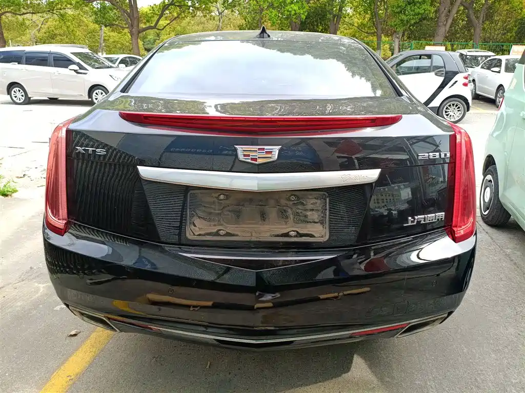 Cadillac XTS 28 T Tech