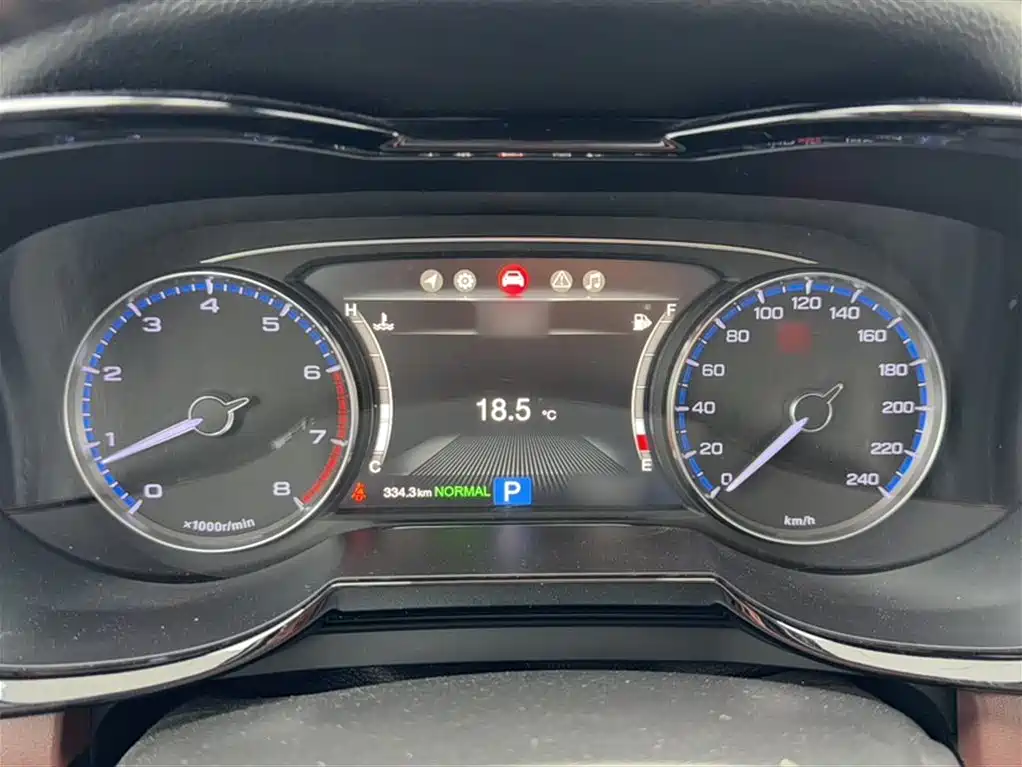 GAC Trumpchi GS8 320 T 2 WD Luxury Connected (7-seat)