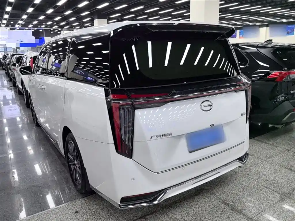 GAC Trumpchi M8 Master Series 400 T Distinguished