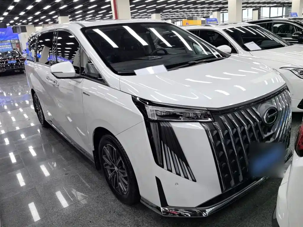 GAC Trumpchi M8 Master Series 400 T Distinguished