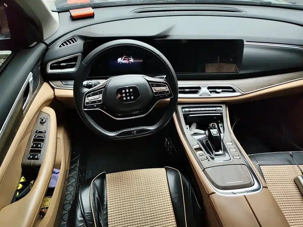 Landian E5 1.5 L DE-i 100 KM Smooth Enjoyment 7-seat
