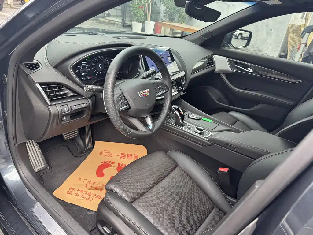 Cadillac CT5 28 T Platinum Sport
