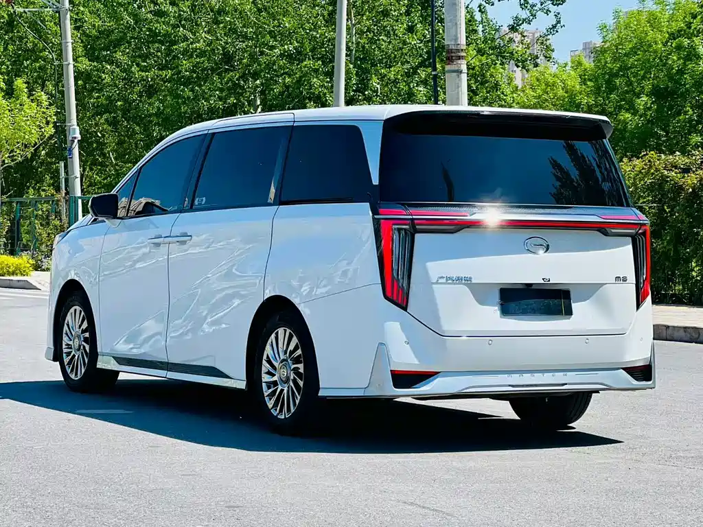 GAC Trumpchi M8 Grandmaster Series 400 T Flagship