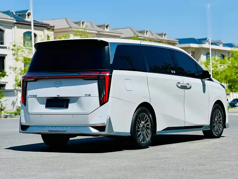 GAC Trumpchi M8 Grandmaster Series 400 T Flagship