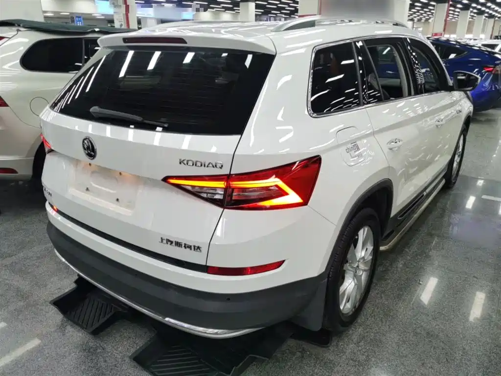 Kodiaq TSI330 5-seat 2 WD Luxury Enjoyment