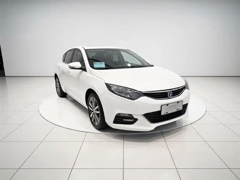 Eado XT 1.6 L Manual Handsome Cool CN-V