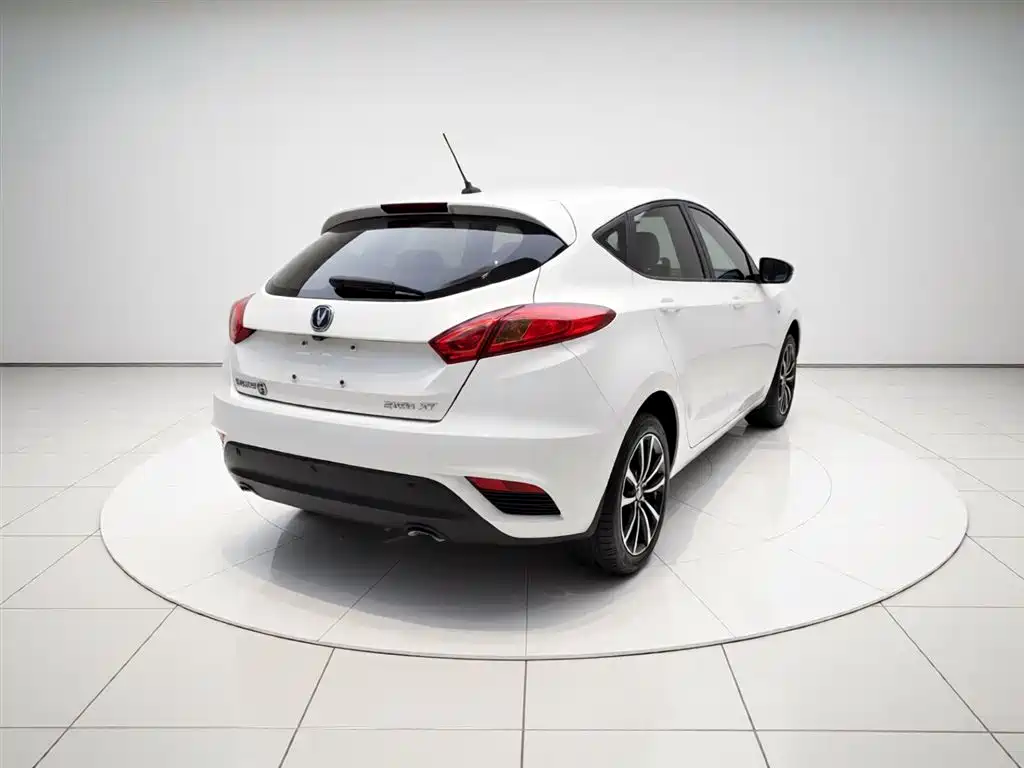 Eado XT 1.6 L Manual Handsome Cool CN-V