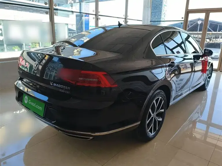 Volkswagen Magotan 330 TSI DSG Distinguished