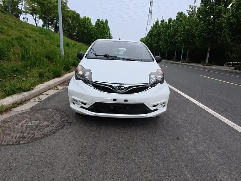 BYD F0 1.0 L Xuan Cool
