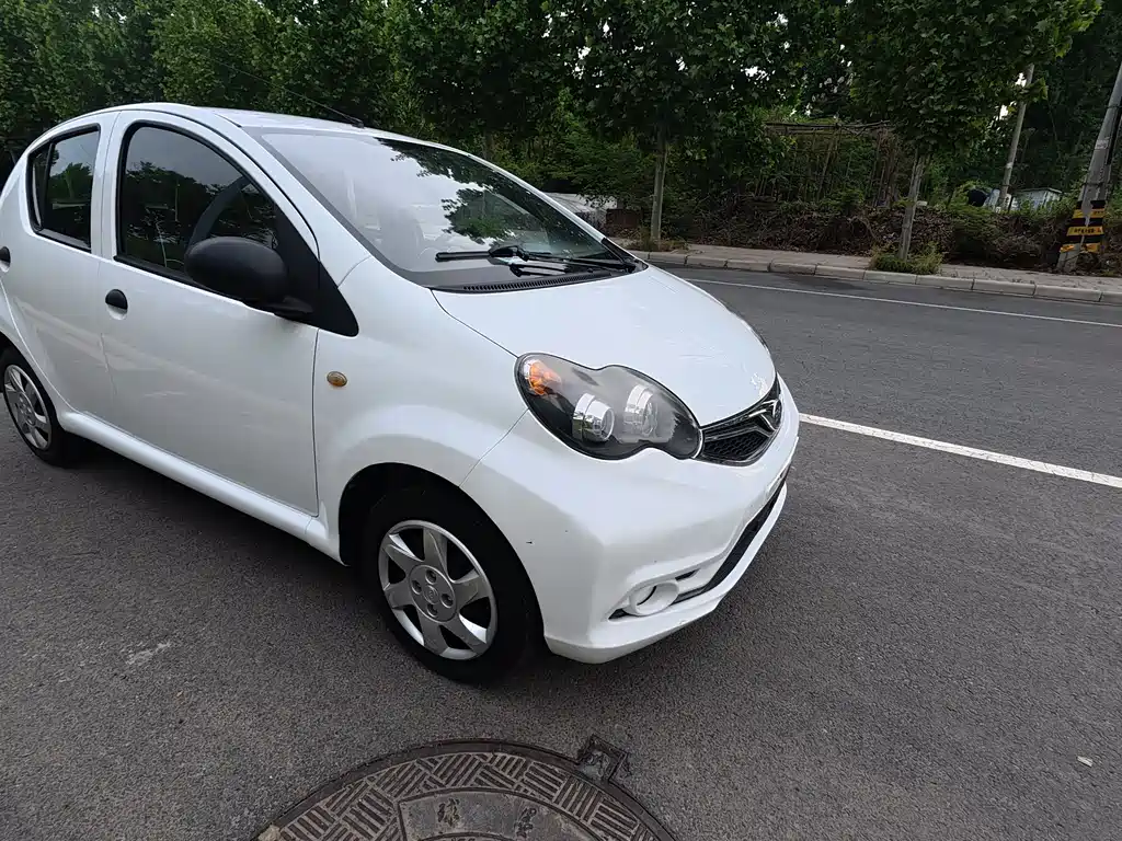BYD F0 1.0 L Xuan Cool