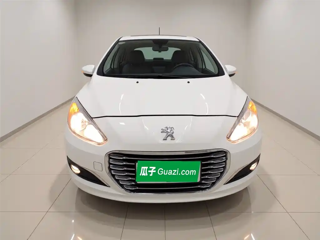 Peugeot 308 Pleasure Classic 1.6 L Auto Style