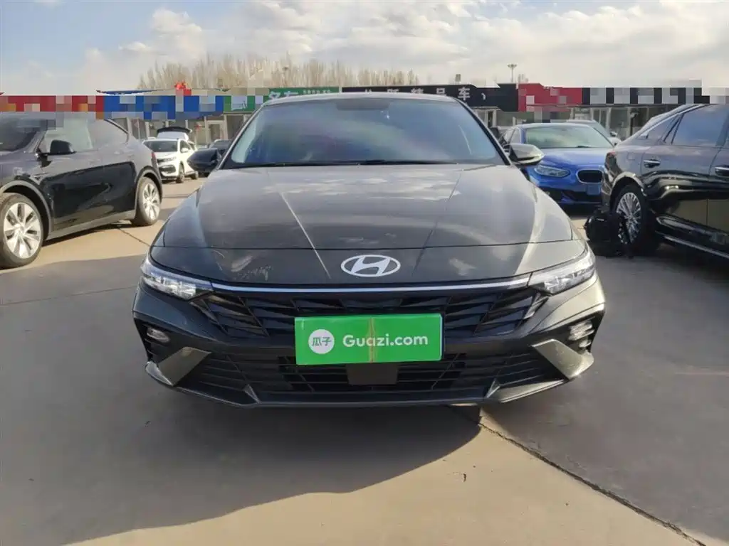Elantra 1.5 L CVT GLX Elite