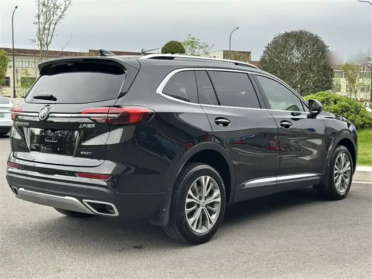 Buick Envision Plus Envision Plus 652 T 5-seat Luxury
