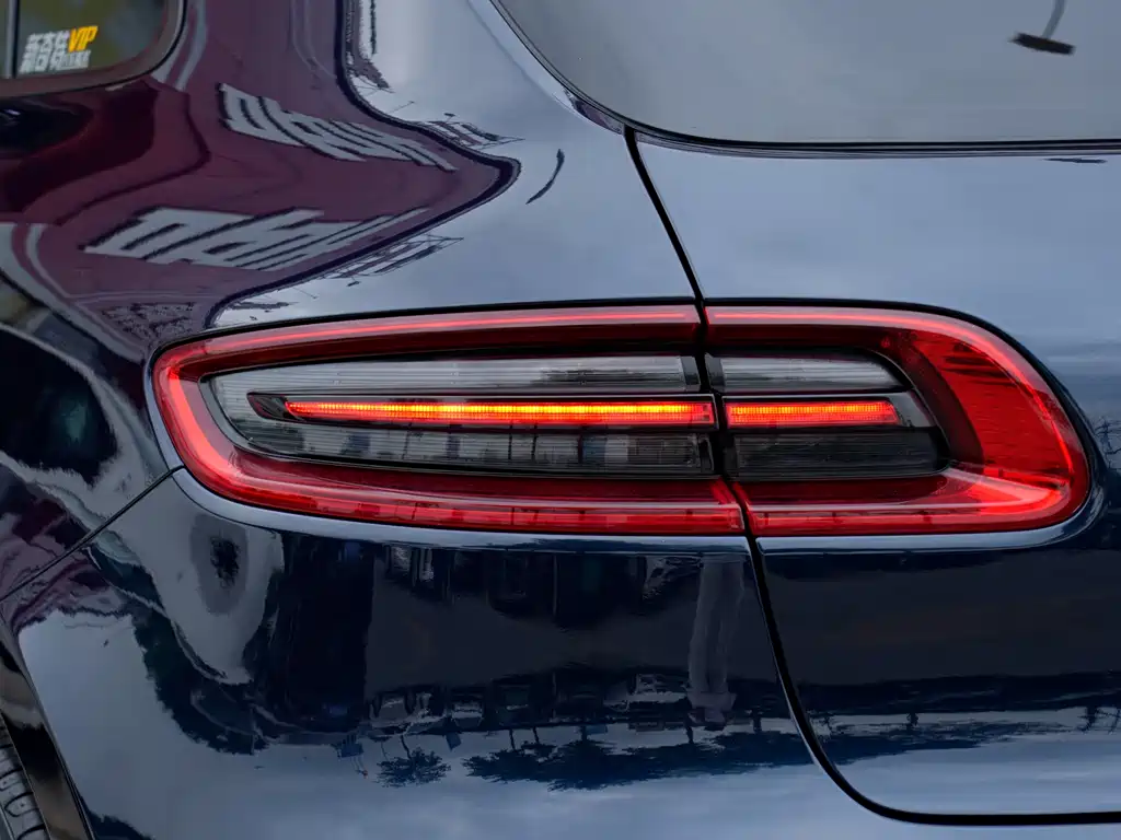 Macan Macan 2.0 T
