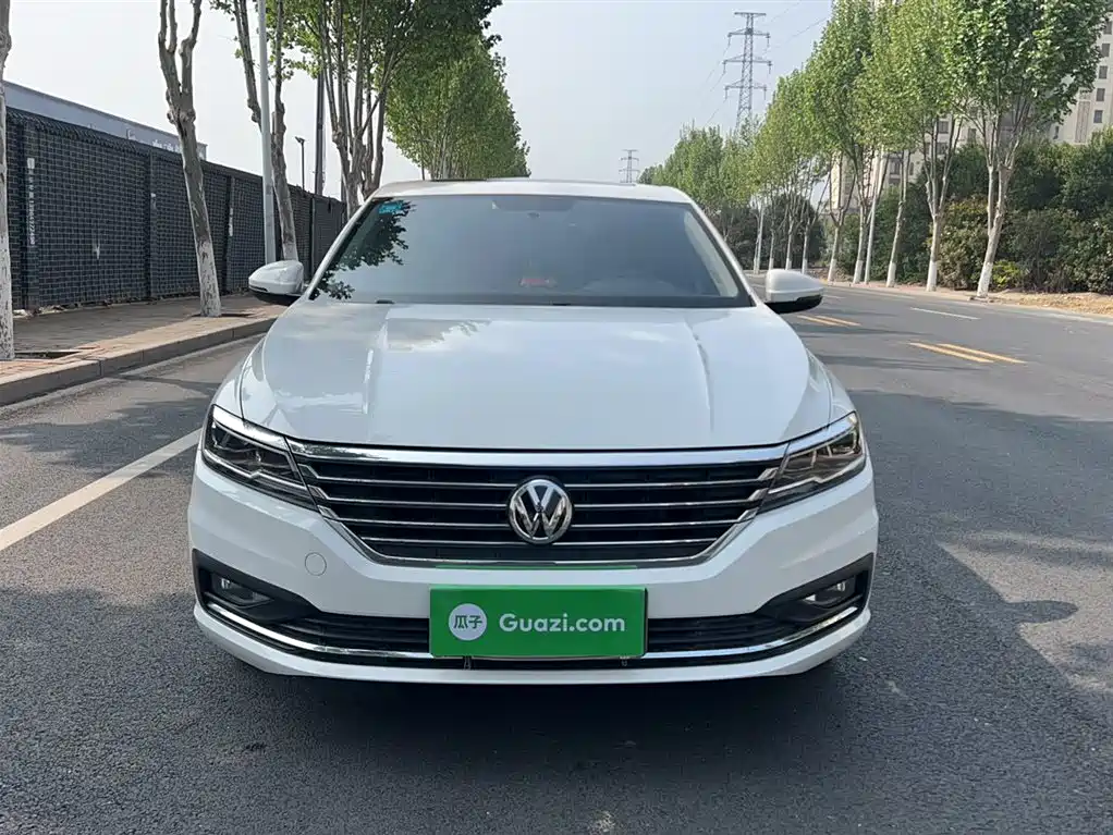 Lavida 1.5 L Auto Comfort CN-VI