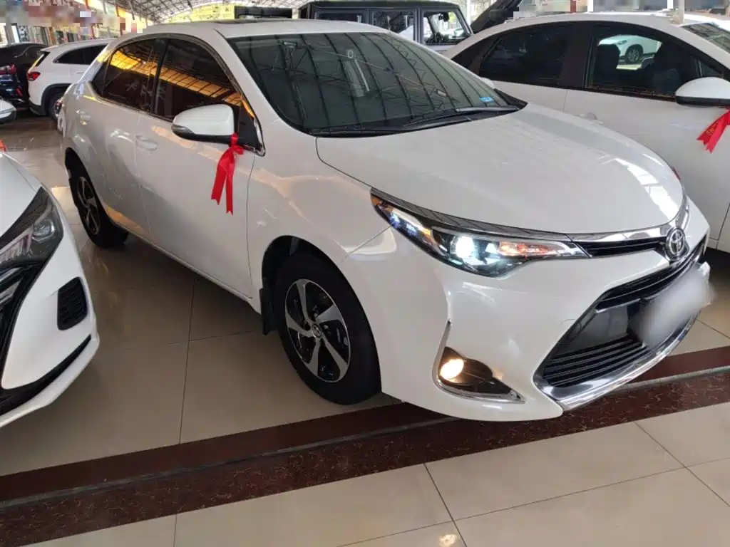 Levin Facelift 185 T CVT Elite CN-V