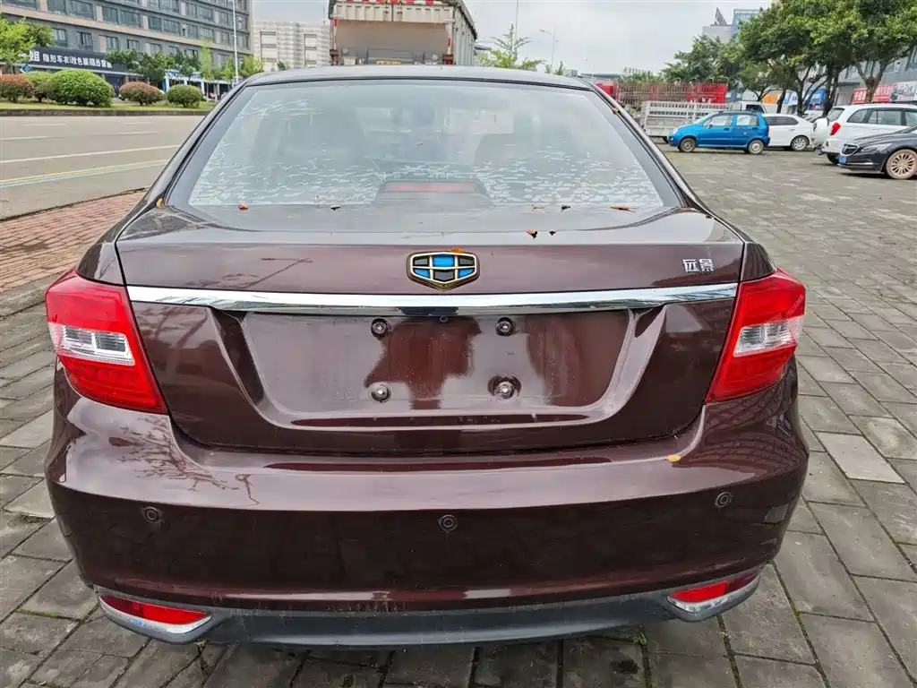 Vision 1.5 L Manual Happy