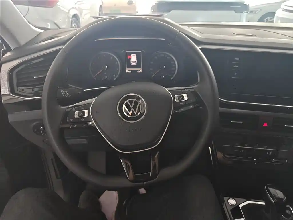 Tayron 330 TSI 2 WD Luxury Connected