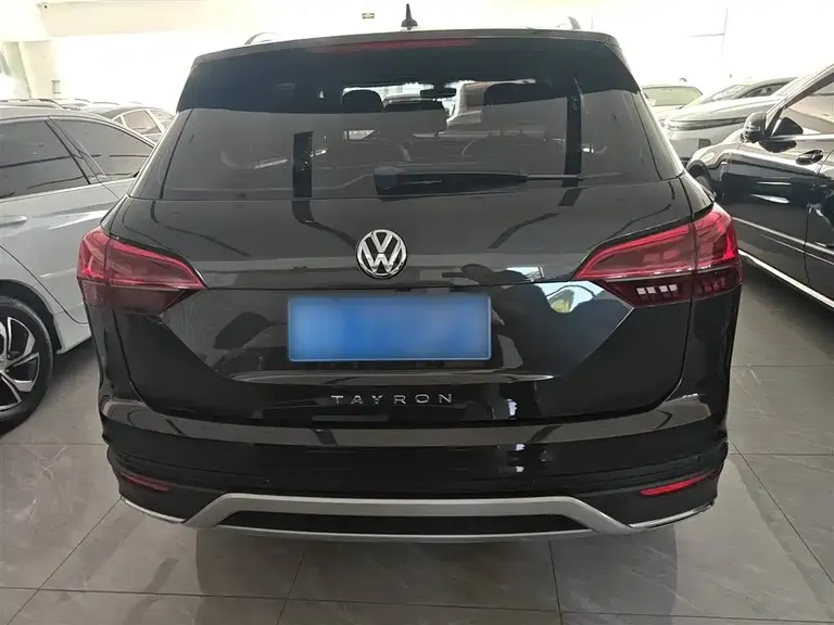 Volkswagen Tayron 330 TSI 2 WD Luxury Connected