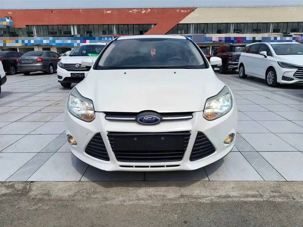 Focus Sedan 1.6 L Auto Style