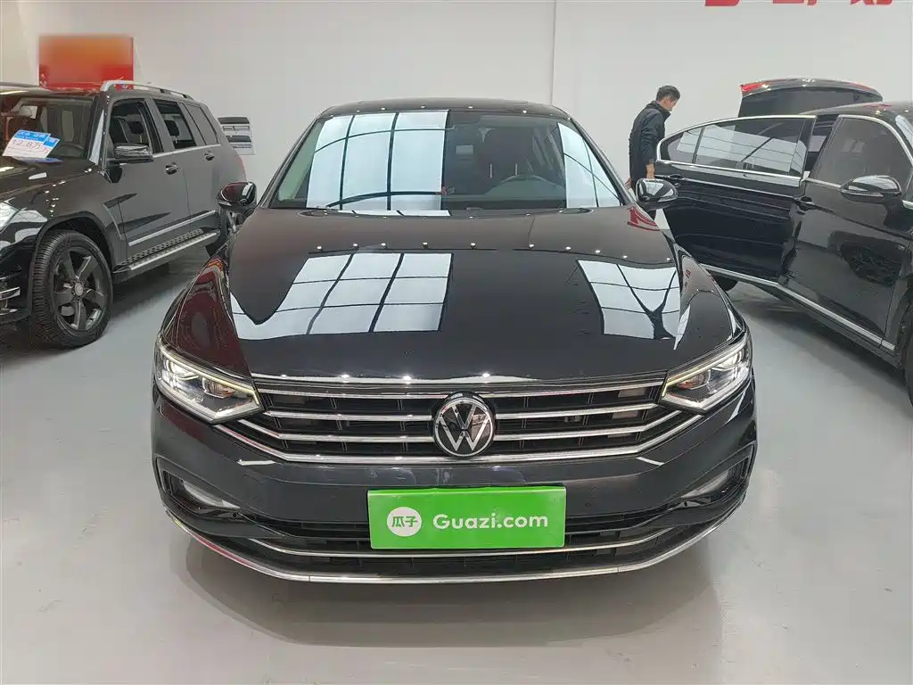 Magotan 330 TSI DSG Luxury