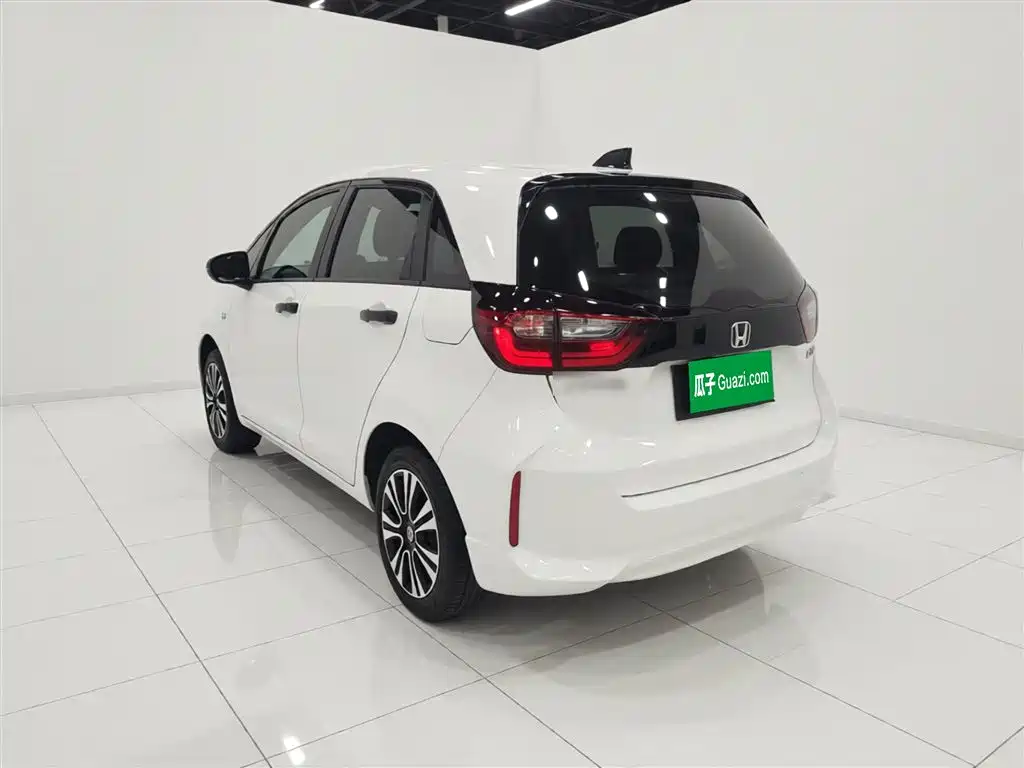 Fit 1.5 L CVT Trend Start