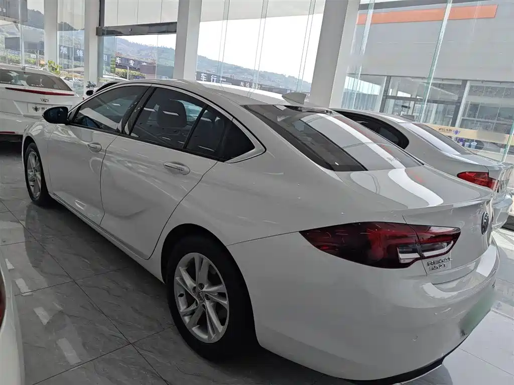 Regal 552 T Elite