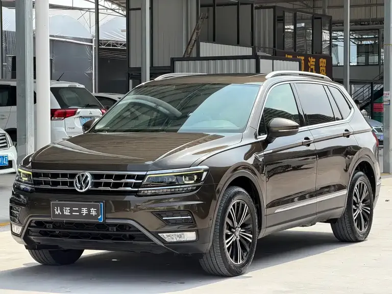 Volkswagen Tiguan L 330 TSI Auto 2 WD Flagship
