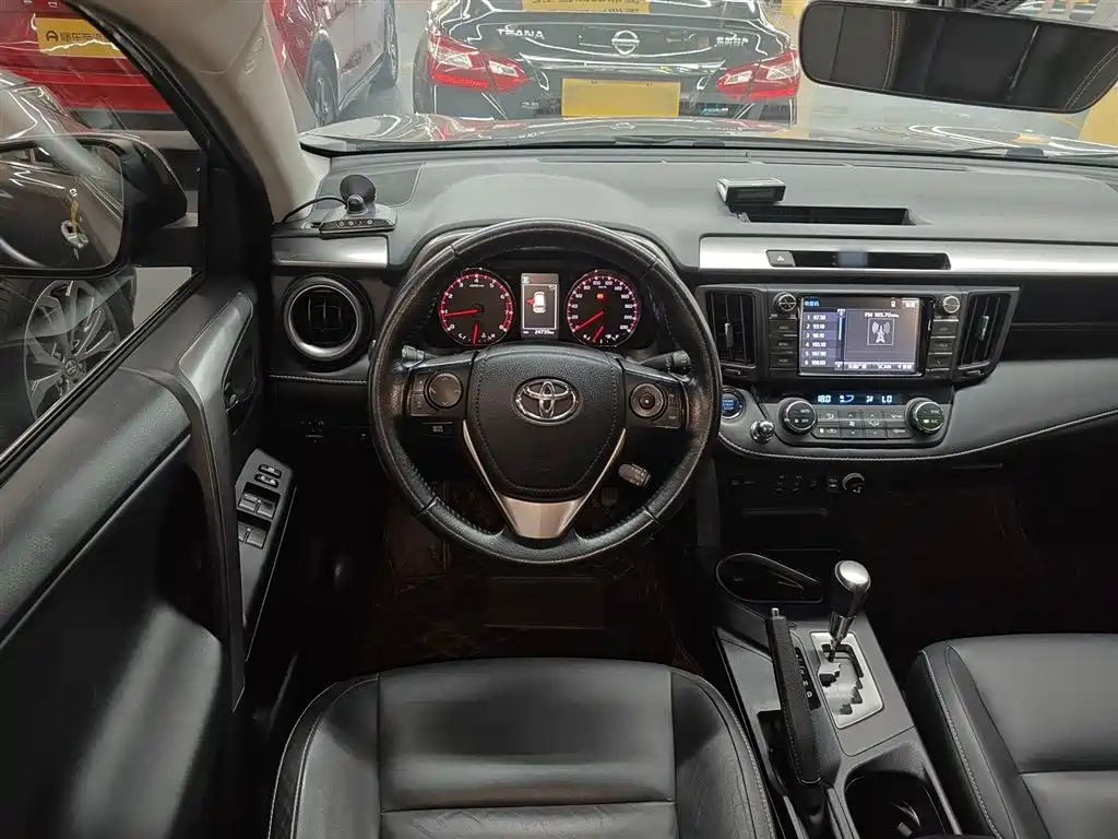 RAV4 2.0 L CVT 2 WD Smart Style CN-V