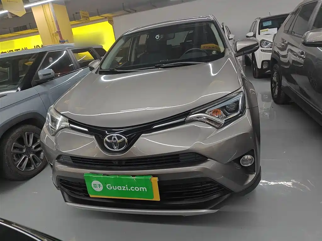 RAV4 2.0 L CVT 2 WD Smart Style CN-V