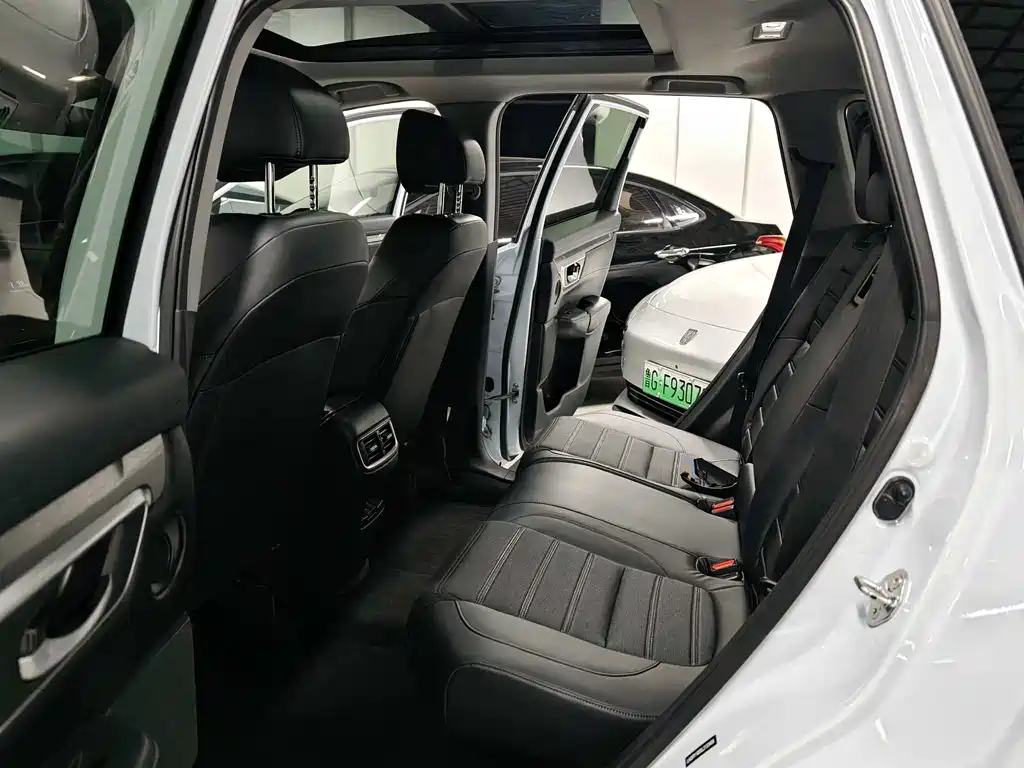 Breeze 240 TURBO CVT 2 WD Luxury