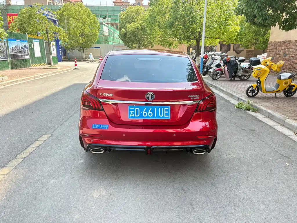 MG6 1.5 T Auto Leading Trend