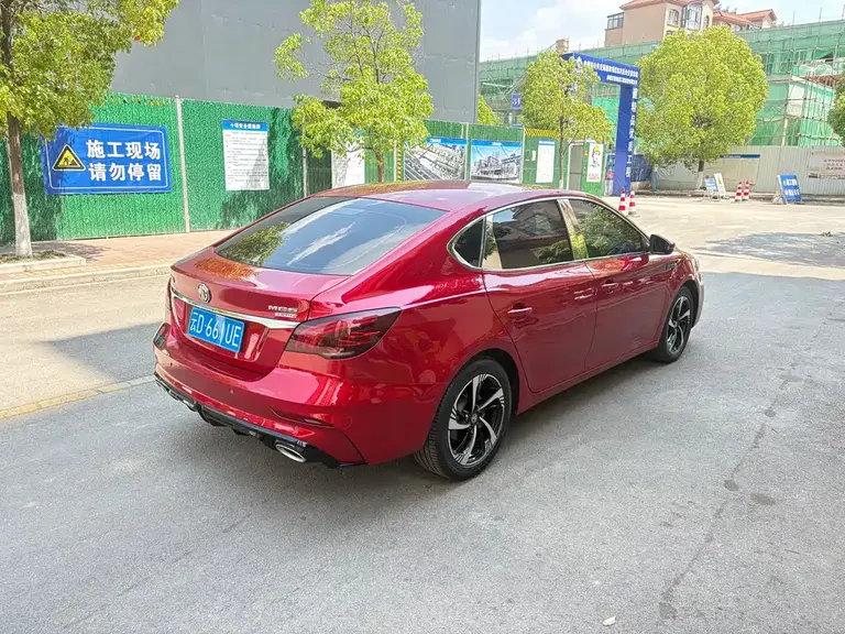 MG6 1.5 T Auto Leading Trend