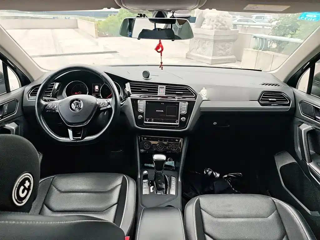 Tiguan L 330 TSI Auto 2 WD Flagship