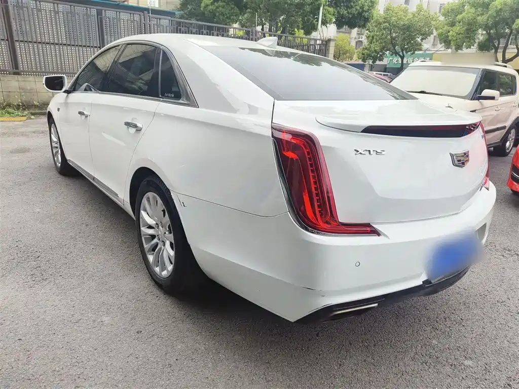 Cadillac XTS 28 T Elite