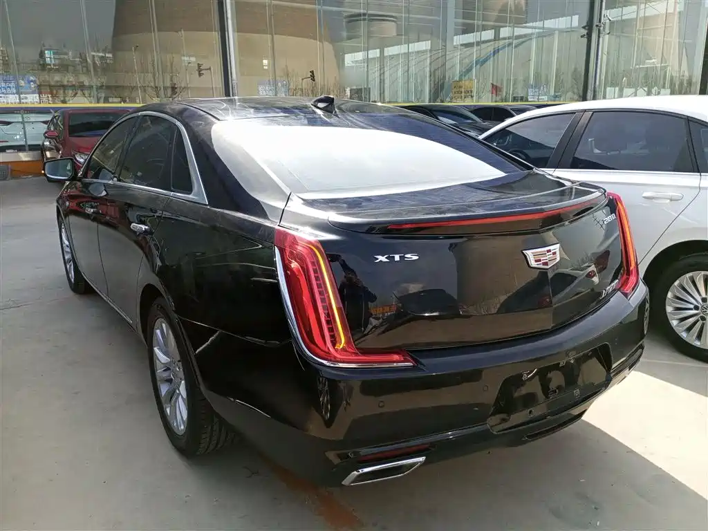 Cadillac XTS 28 T Elite