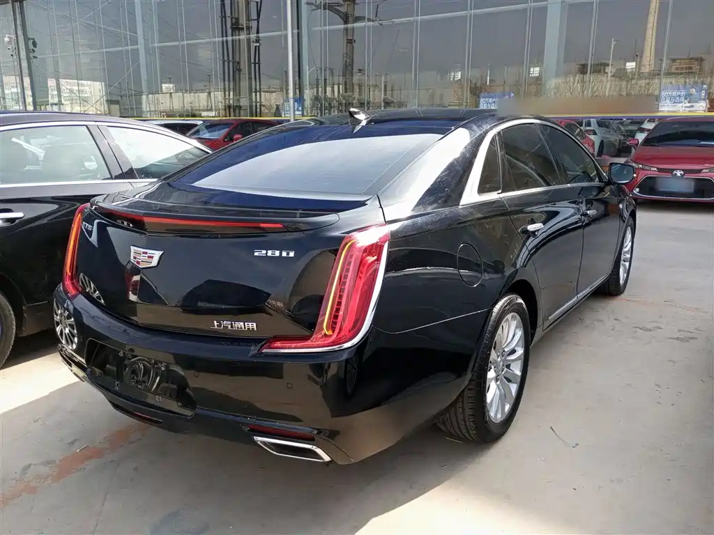 Cadillac XTS 28 T Elite