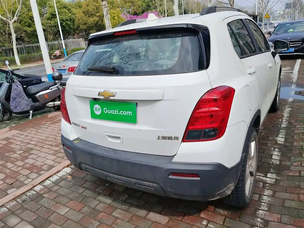 Tracker 1.4 T Auto 2 WD Comfort