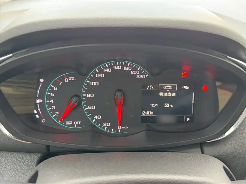 Tracker 1.4 T Auto 2 WD Luxury
