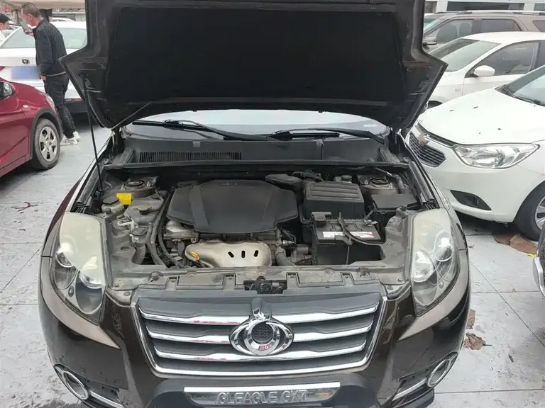 Geely GX7 Sport 2.0 L Auto Distinguished