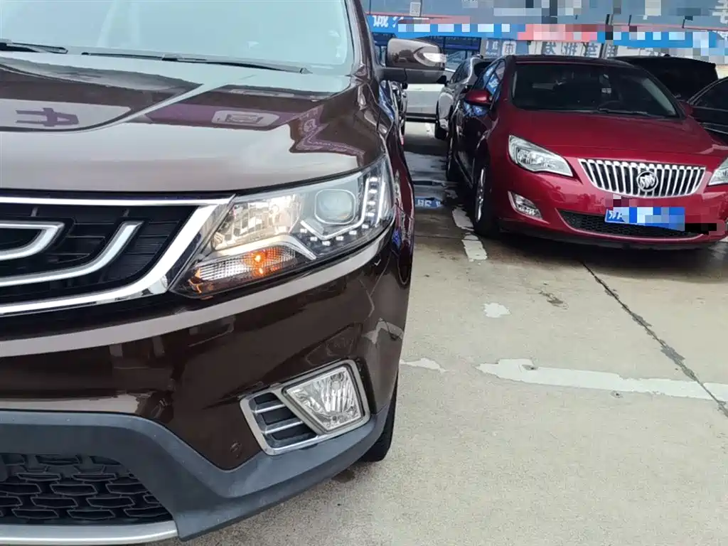 Vision X6 1.3 T CVT Luxury