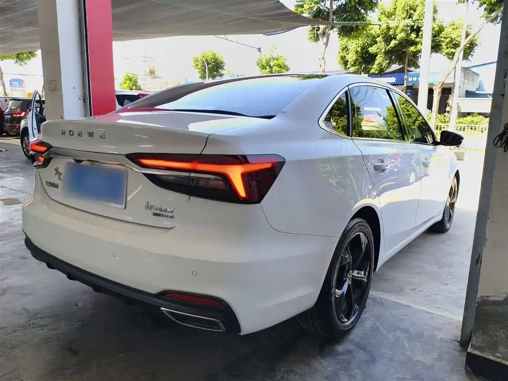 Roewe i6 MAX 荣威i6 MAX 2020款 300 TGI 自动爽酷天幕版
